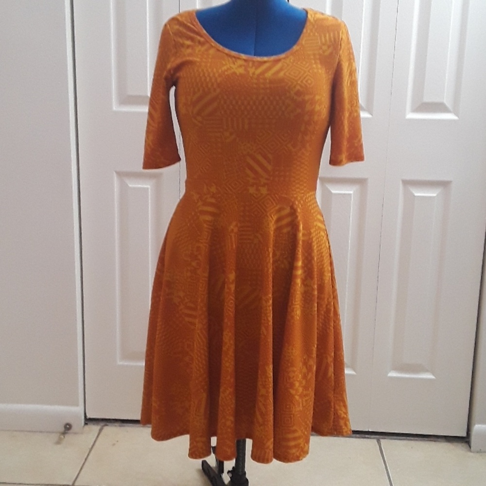 LulaRoe Nicole Dress